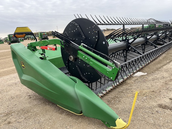 2022 John Deere HD50R Header Combine
