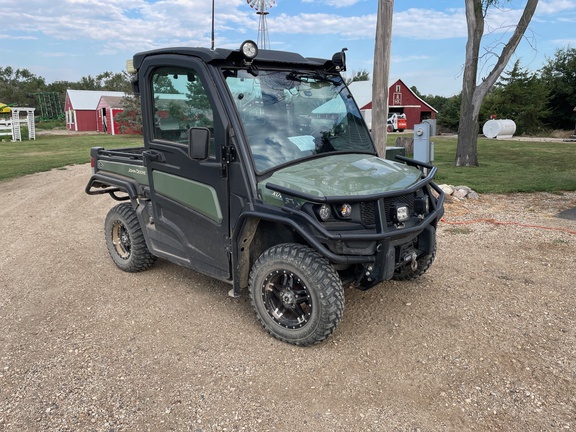 2022 John Deere XUV 835M ATV