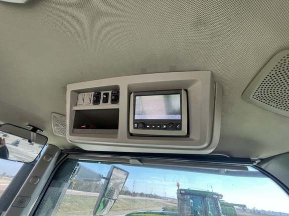 2022 John Deere 9RX 640 Tractor Rubber Track