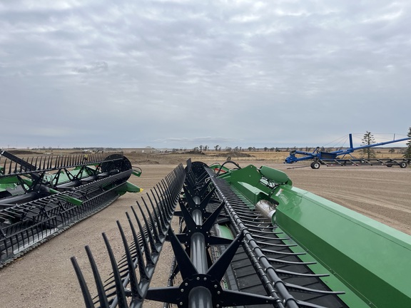 2020 John Deere 740FD Header Combine