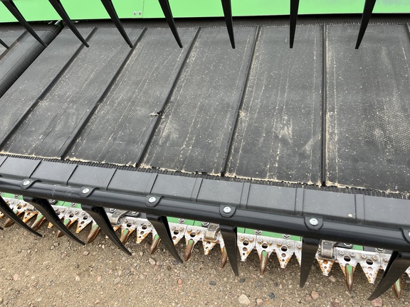 2020 John Deere 740FD Header Combine