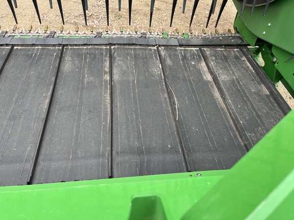 2020 John Deere 740FD Header Combine