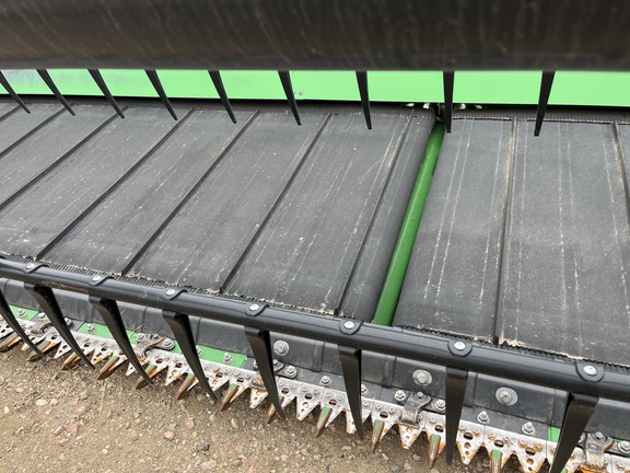 2020 John Deere 740FD Header Combine