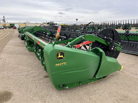 2020 John Deere 740FD Header Combine