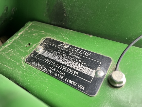 2020 John Deere 740FD Header Combine