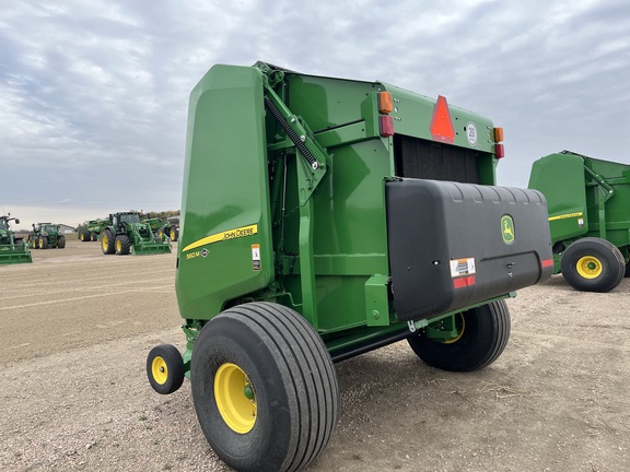 2023 John Deere 560M Baler/Round