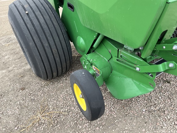 2023 John Deere 560M Baler/Round