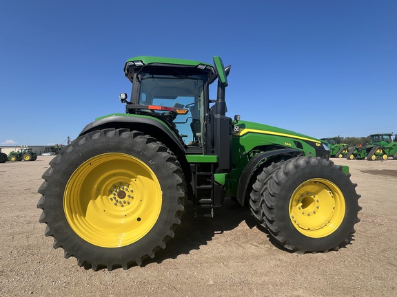 2023 John Deere 8R 340 Tractor