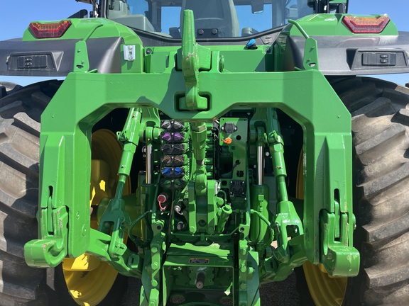 2023 John Deere 8R 340 Tractor