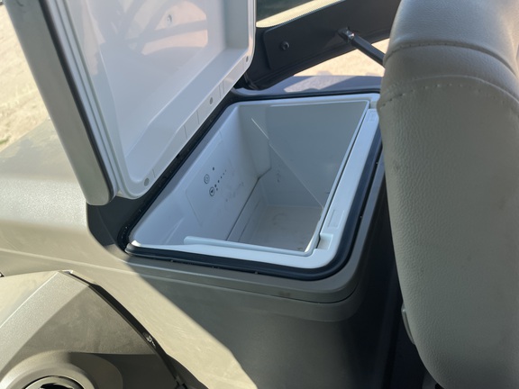 2023 John Deere 8R 340 Tractor