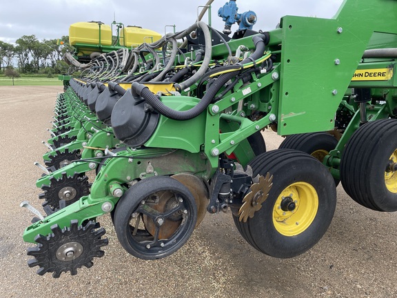 2022 John Deere DB90 Planter