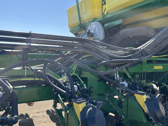 2022 John Deere DB90 Planter