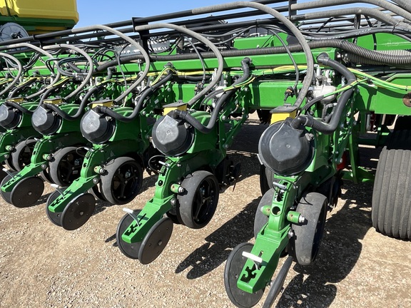 2022 John Deere DB90 Planter