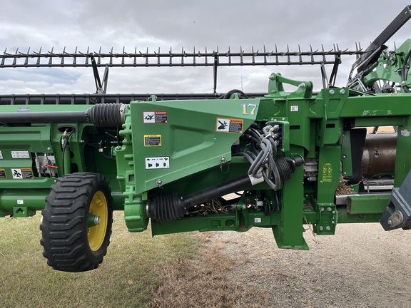 2023 John Deere HD40F Header Combine