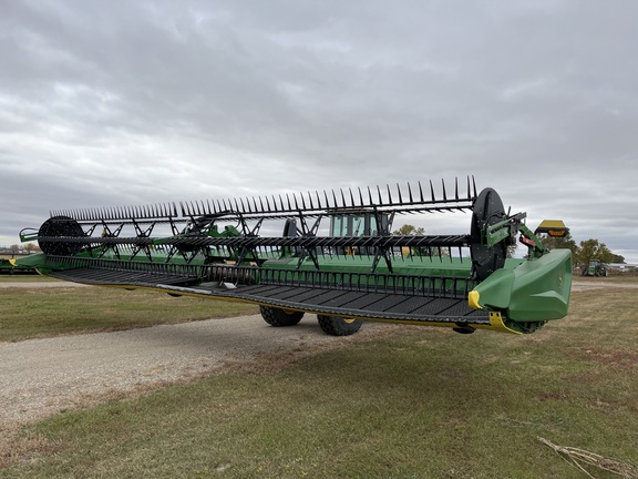 2023 John Deere HD40F Header Combine