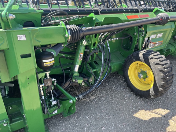 2023 John Deere HD40F Header Combine