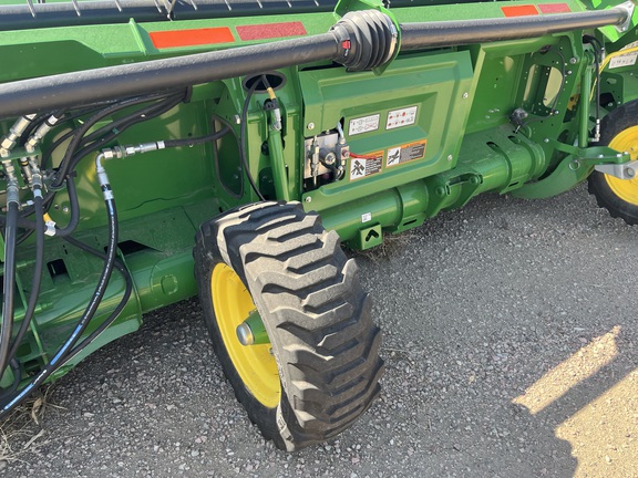2023 John Deere HD40F Header Combine