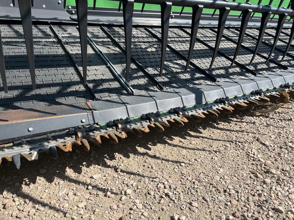 2023 John Deere HD40F Header Combine