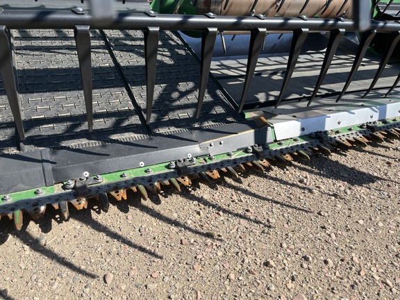 2023 John Deere HD40F Header Combine