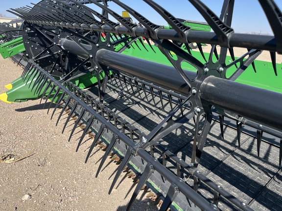 2023 John Deere HD40F Header Combine