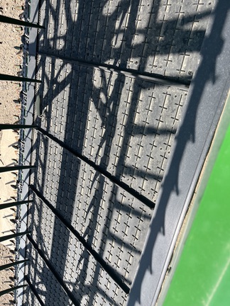 2023 John Deere HD40F Header Combine