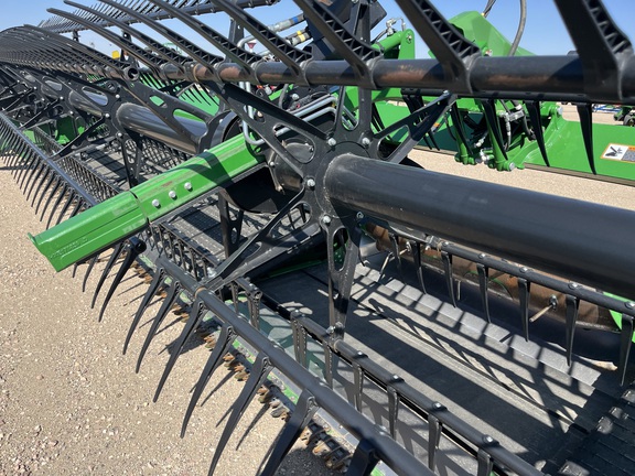 2023 John Deere HD40F Header Combine