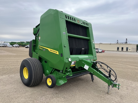 2024 John Deere 561M Baler/Round