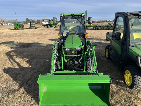 2024 John Deere 2025R Tractor Compact