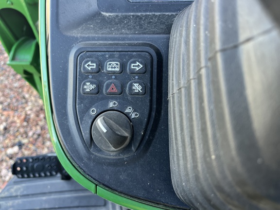 2024 John Deere 4066R Tractor Compact