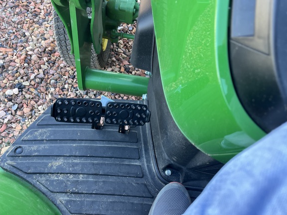 2024 John Deere 4066R Tractor Compact