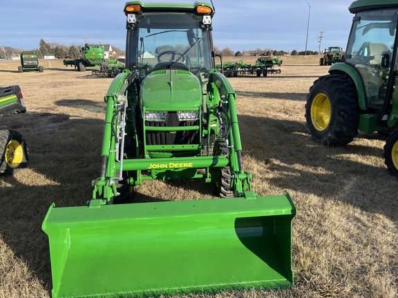 2024 John Deere 3046R Tractor Compact