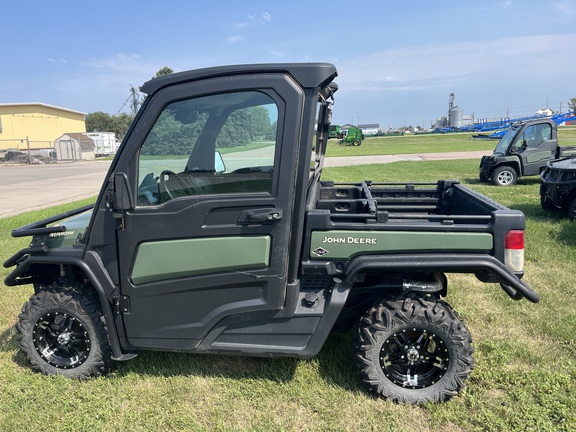 2022 John Deere XUV 835M ATV