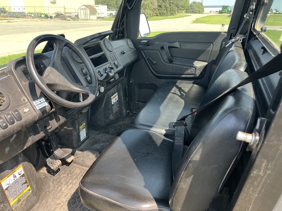 2022 John Deere XUV 835M ATV