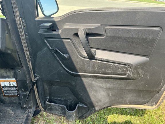 2022 John Deere XUV 835M ATV