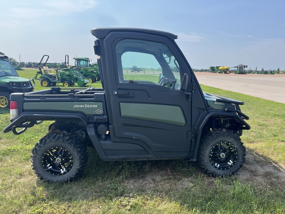 2022 John Deere XUV 835M ATV