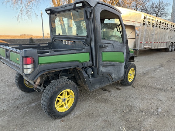 2018 John Deere XUV 835M ATV