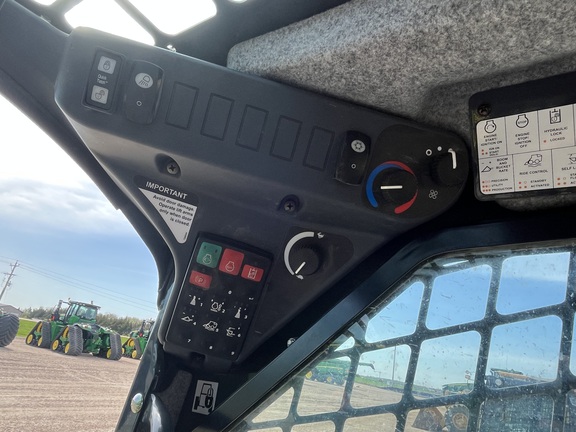 2020 John Deere 331G Compact Track Loader