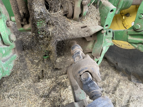 2010 John Deere 7330 Tractor