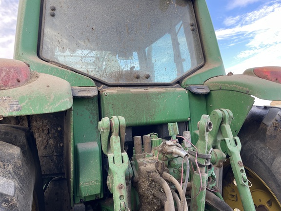 2010 John Deere 7330 Tractor