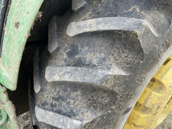 2010 John Deere 7330 Tractor