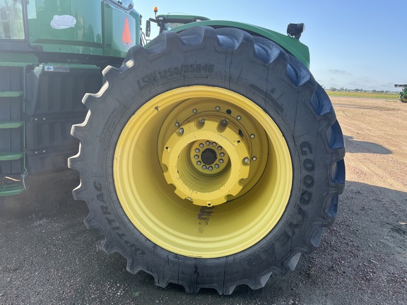 2013 John Deere 9510R Tractor 4WD