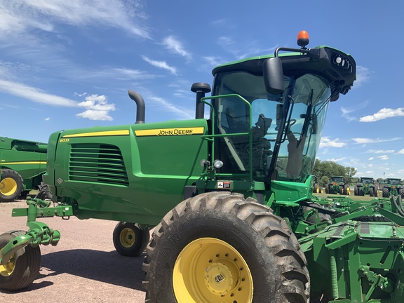 2014 John Deere W235 Windrower