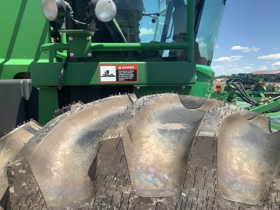 2014 John Deere W235 Windrower