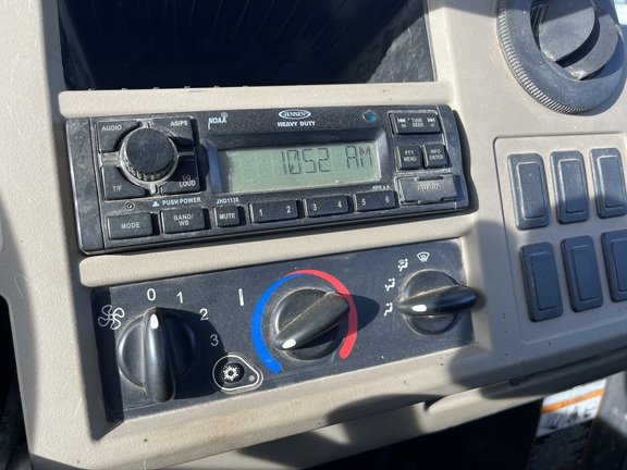 2022 John Deere XUV 835R ATV