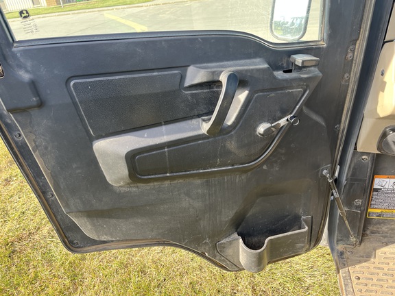 2022 John Deere XUV 835R ATV