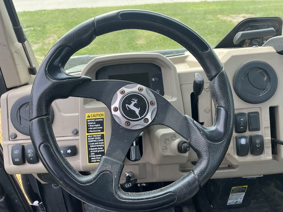 2020 John Deere XUV 835R ATV