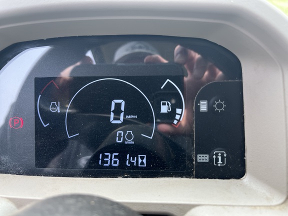 2020 John Deere XUV 835R ATV