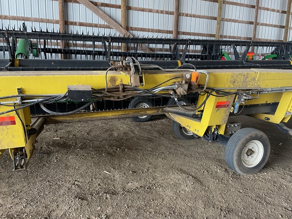 2010 John Deere A400 Windrower