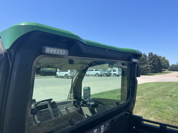 2021 John Deere XUV 835R ATV