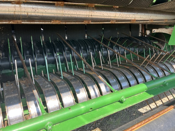 2021 John Deere 560M Baler/Round